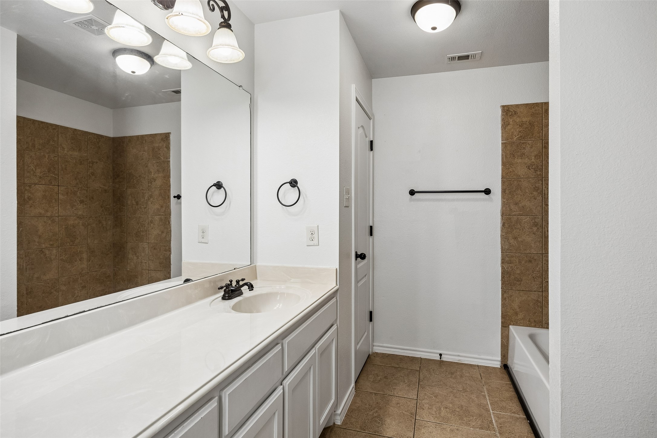 300 Madison Street Burleson TX 76028