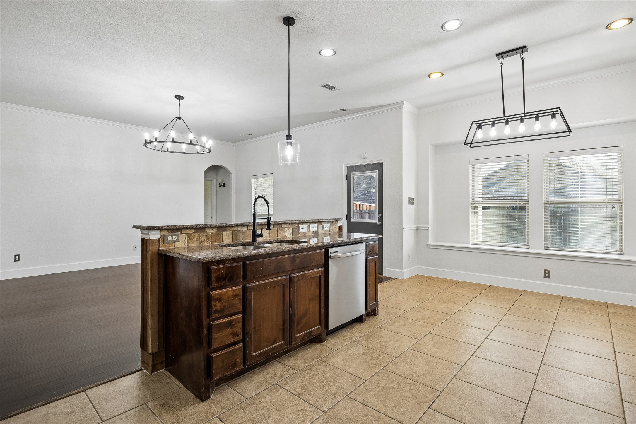 300 Madison Street Burleson TX 76028