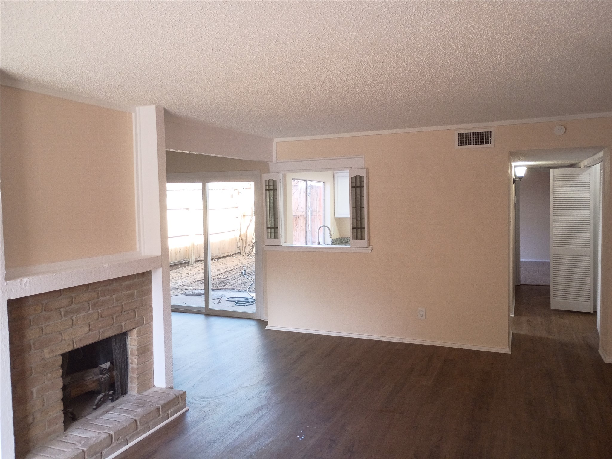 2620 Santa Barbara Drive Grand Prairie TX 75052