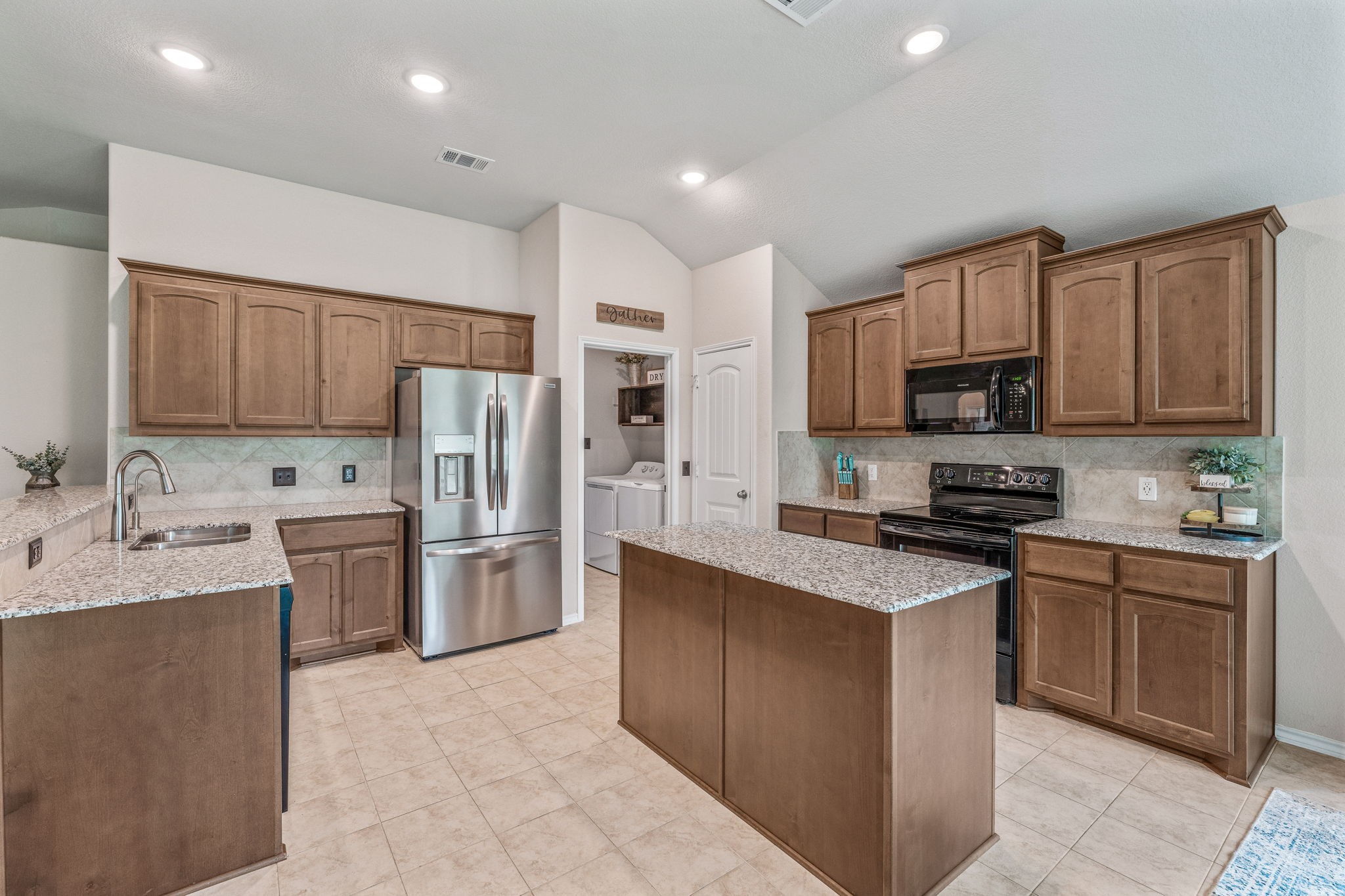 4304 Lucero Drive Granbury TX 76048