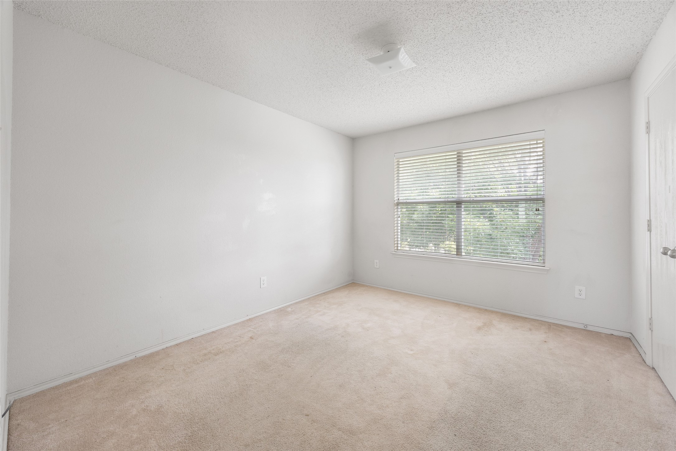 625 Condor Trail Saginaw TX 76131