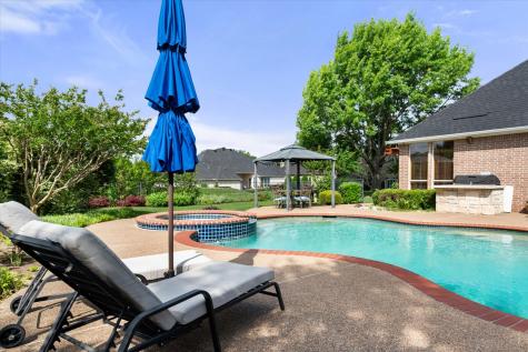 901 Walnut Falls Circle Mansfield TX 76063