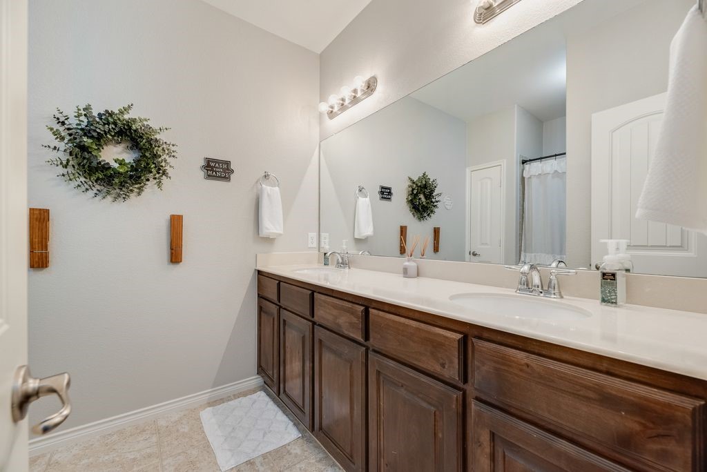 1104 Hondo Lane Forney TX 75126