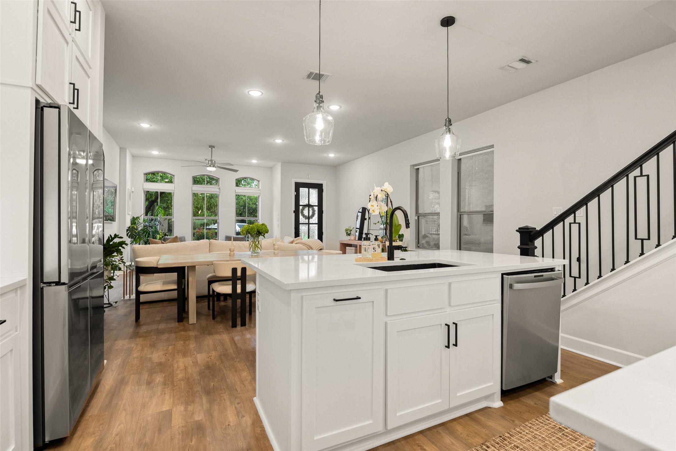 3710 Red Leaf Lane Dallas TX 75209