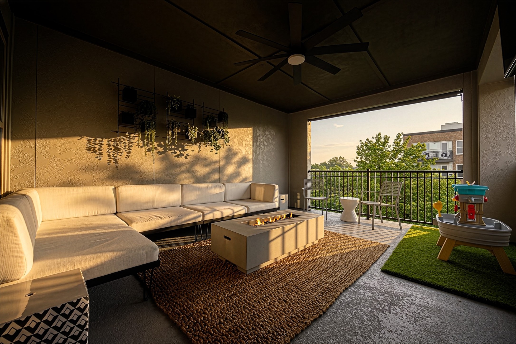 3710 Red Leaf Lane Dallas TX 75209