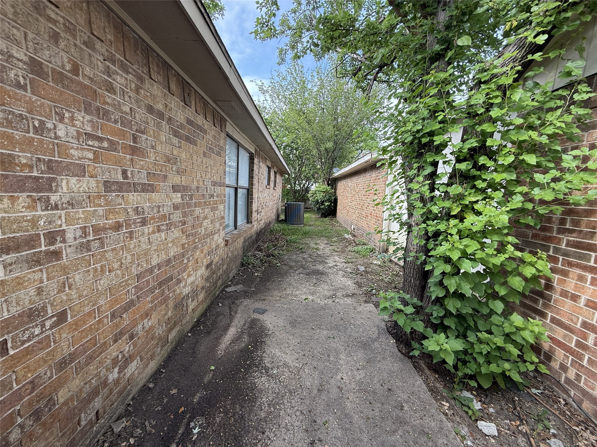 1637 Hackamore Street Mesquite TX 75149