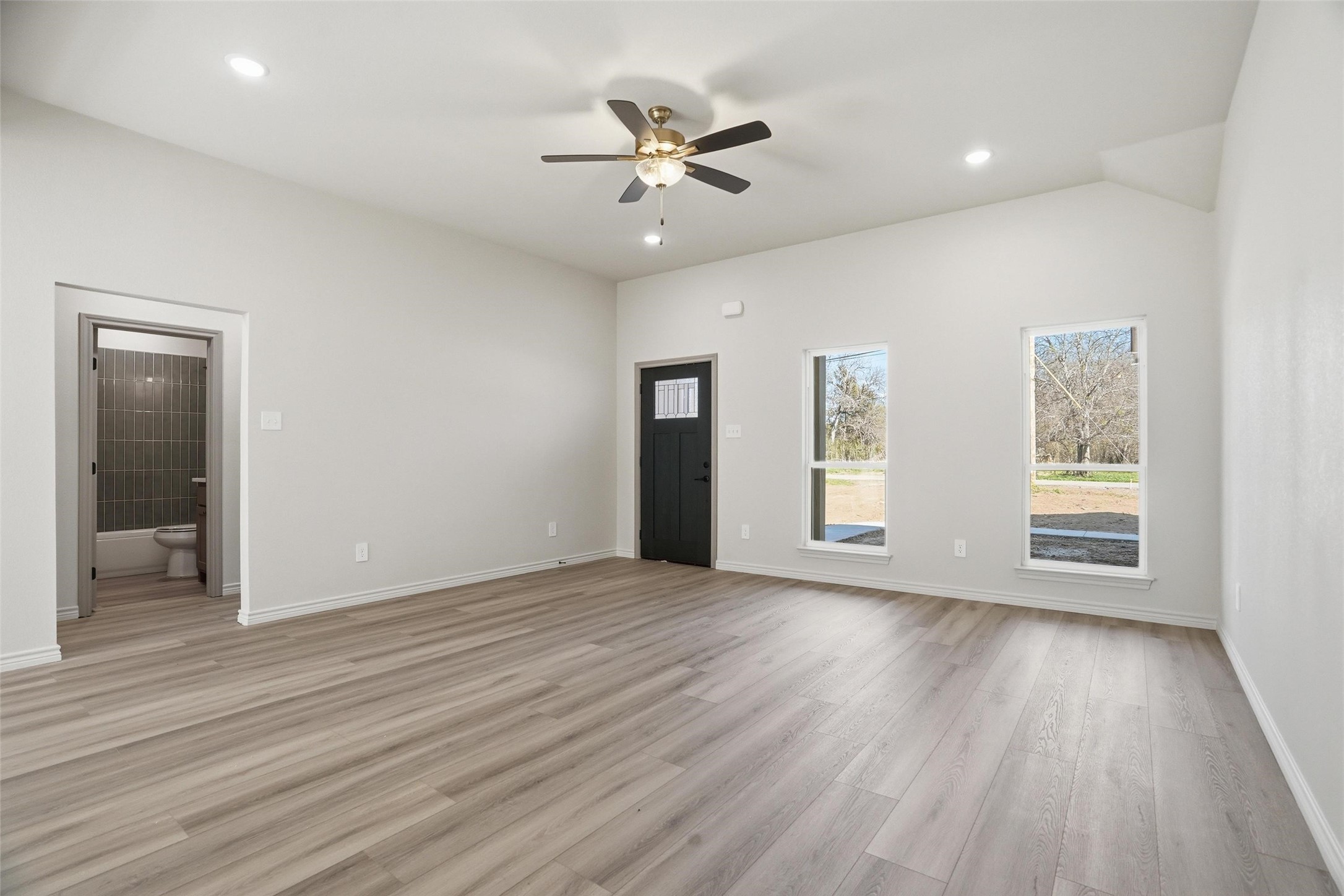 103 N Peverly Street Whitney TX 76692