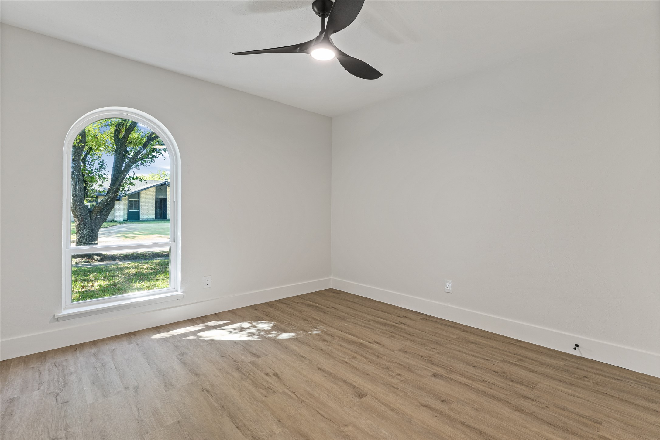 8617 Baumgarten Drive Dallas TX 75228