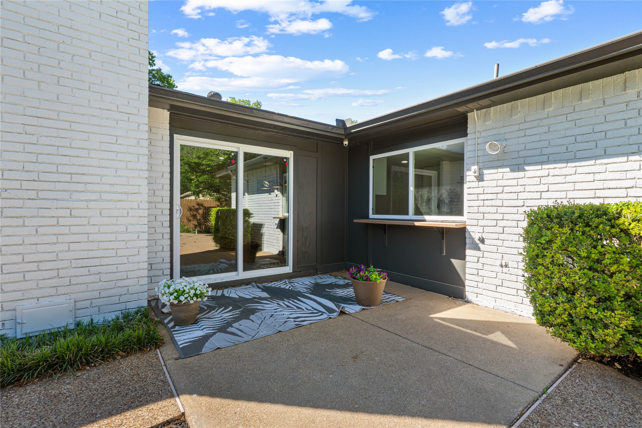 8617 Baumgarten Drive Dallas TX 75228