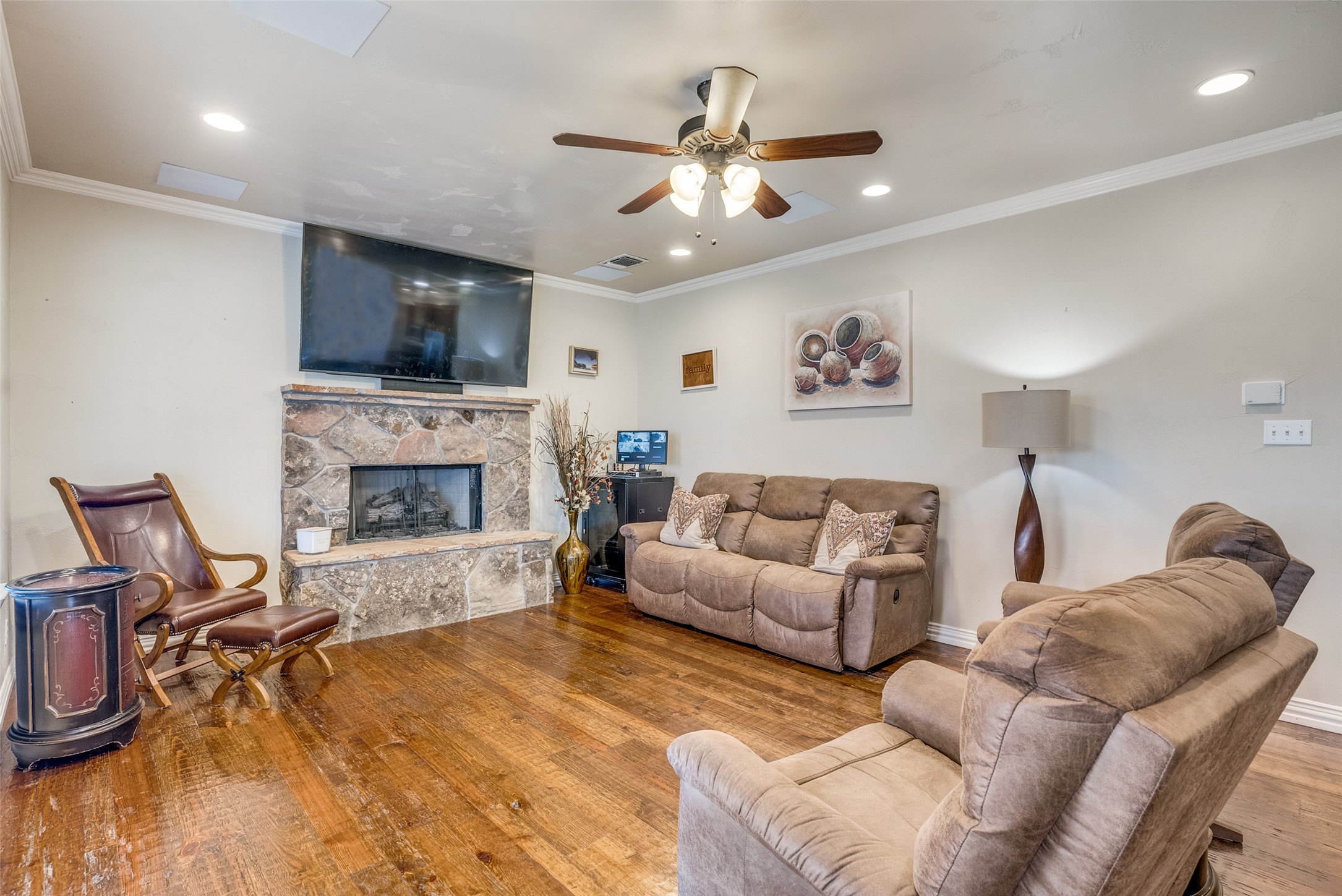 45 Muirfield Court Graford TX 76449