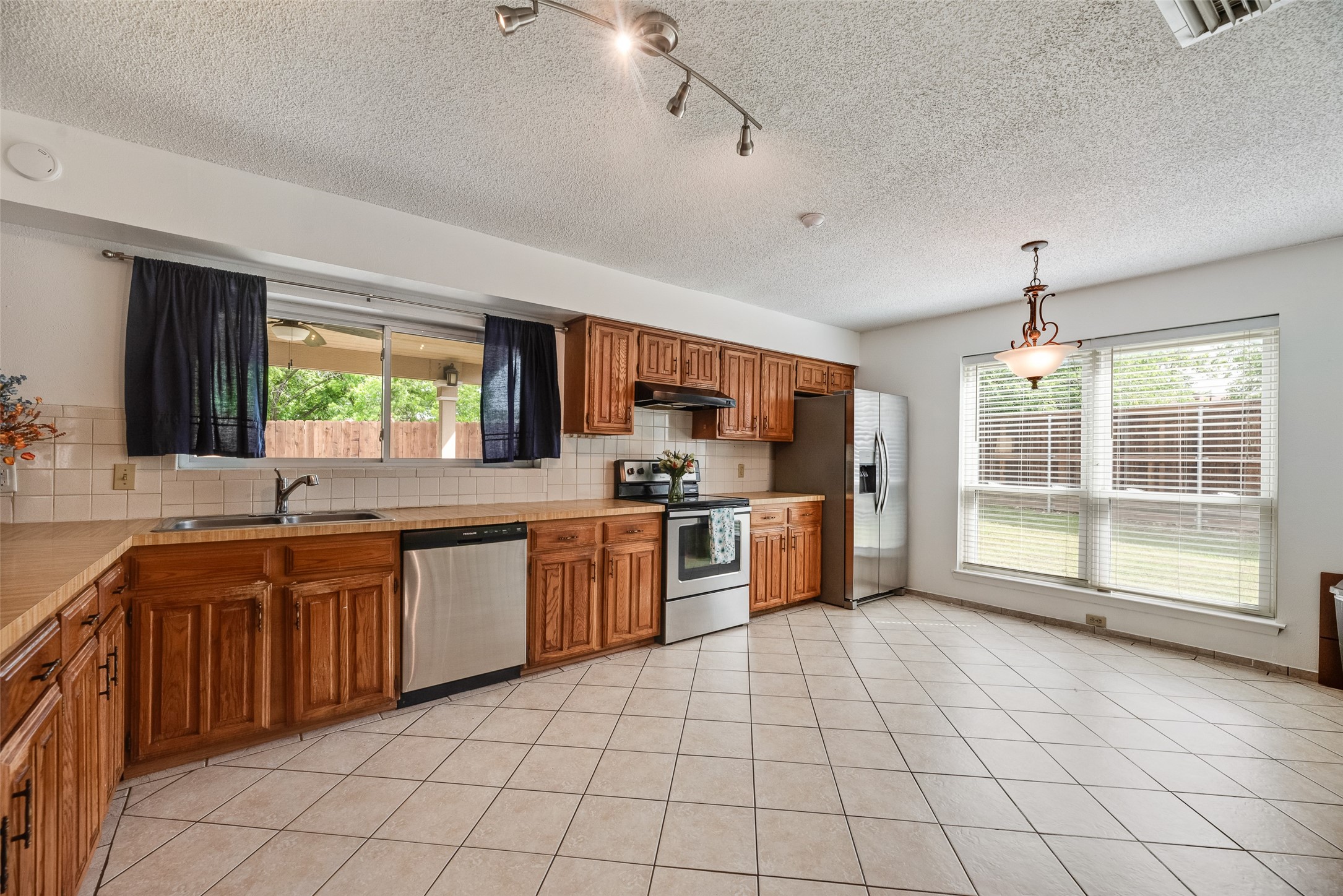 3704 Misty Court Fort Worth TX 76133