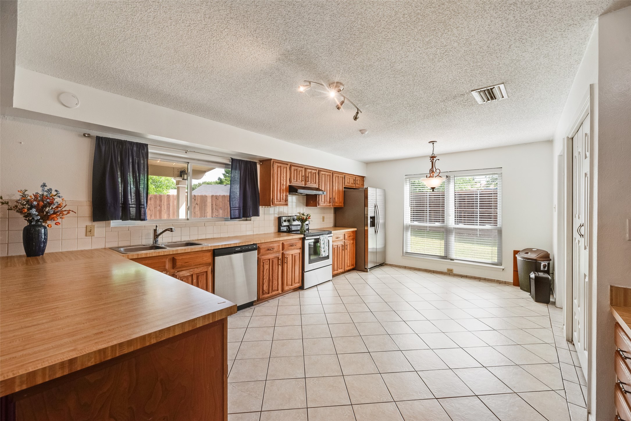 3704 Misty Court Fort Worth TX 76133