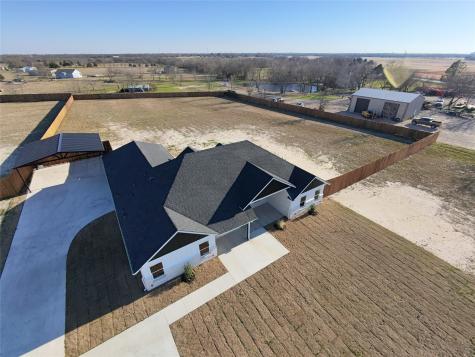 1121 County Road 4104 Greenville TX 75401
