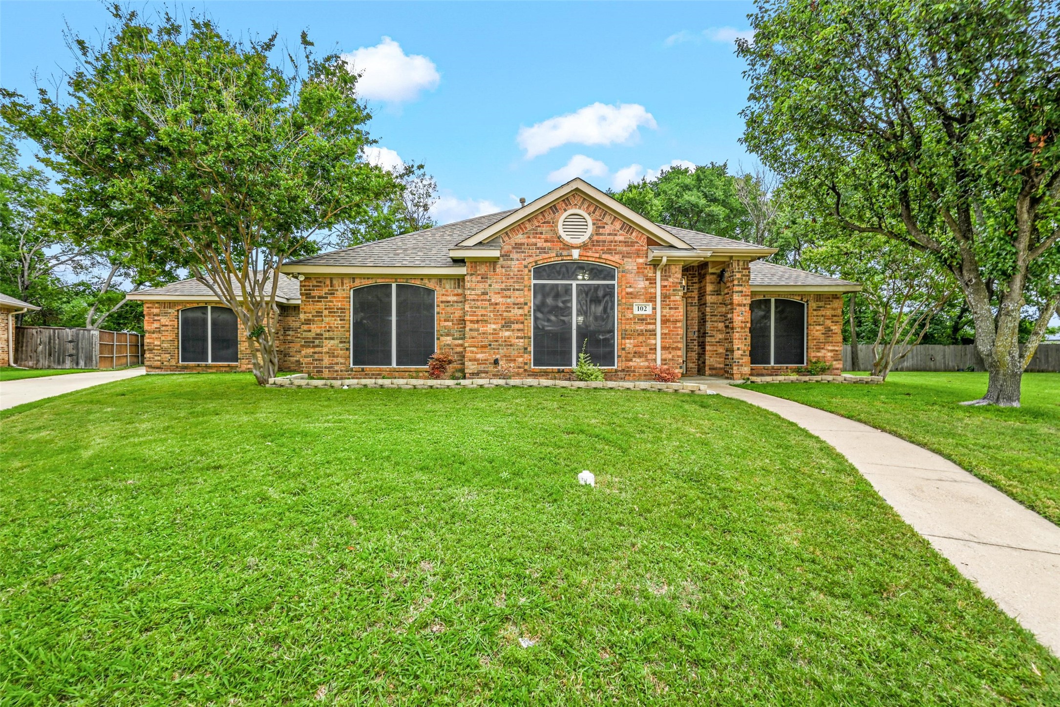 102 Stanford Forney TX 75126