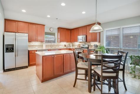 1705 Nightingale Drive Aubrey TX 76227