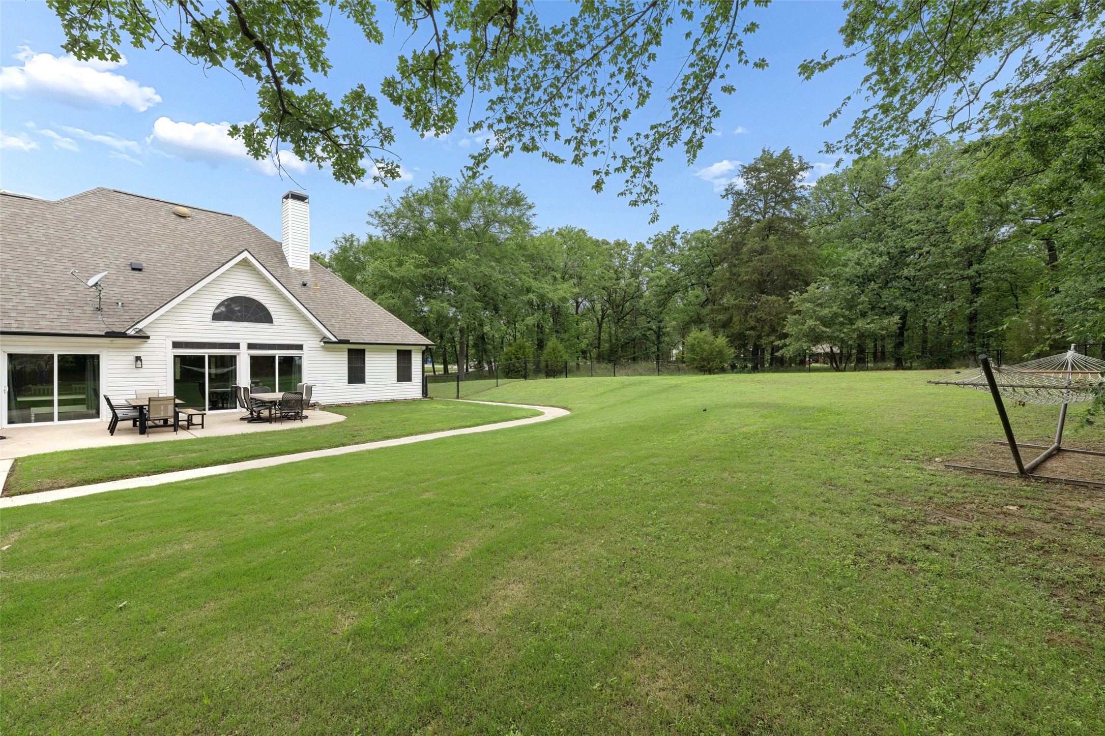 109 Enchanted Drive Enchanted Oaks TX 75156