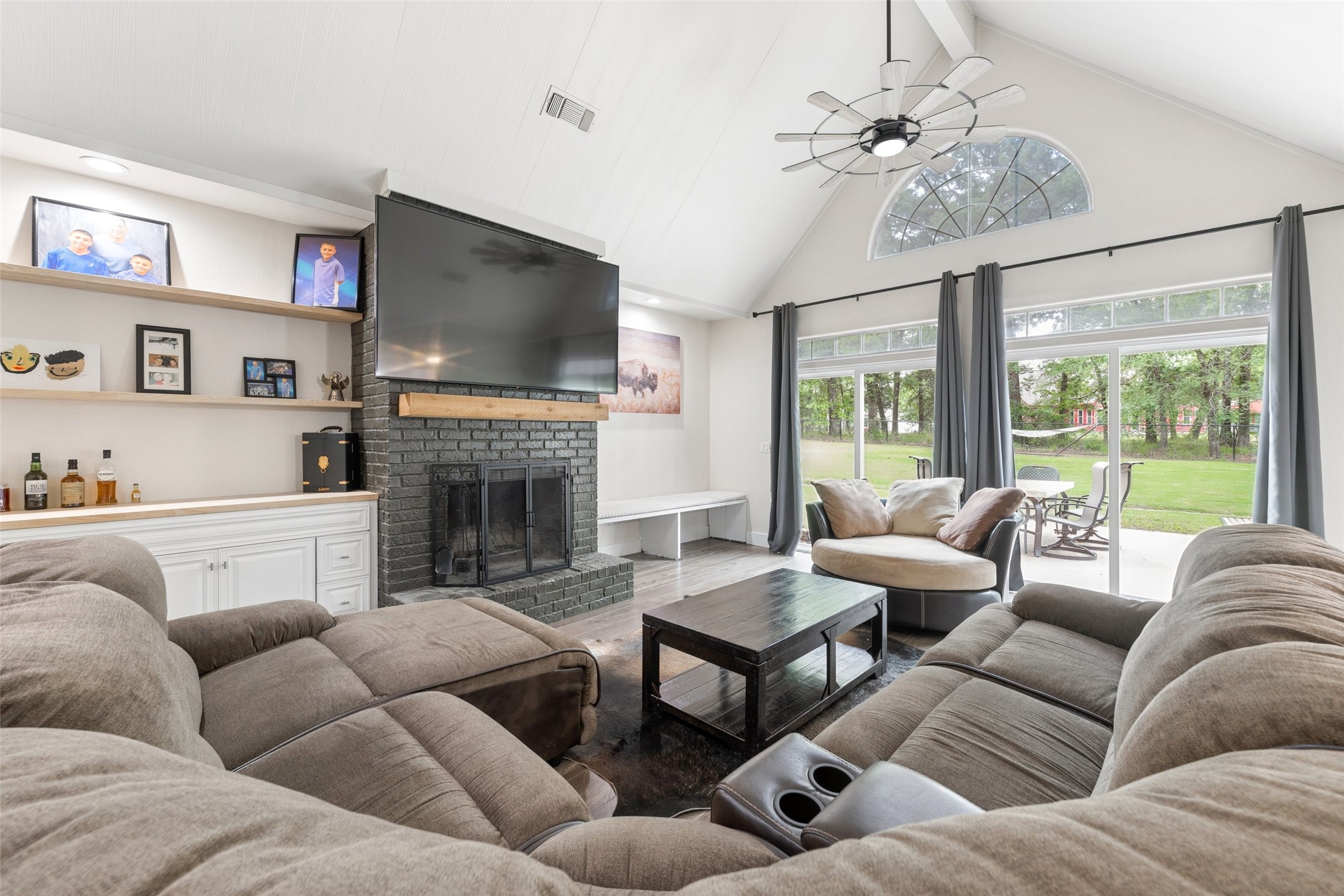 109 Enchanted Drive Enchanted Oaks TX 75156