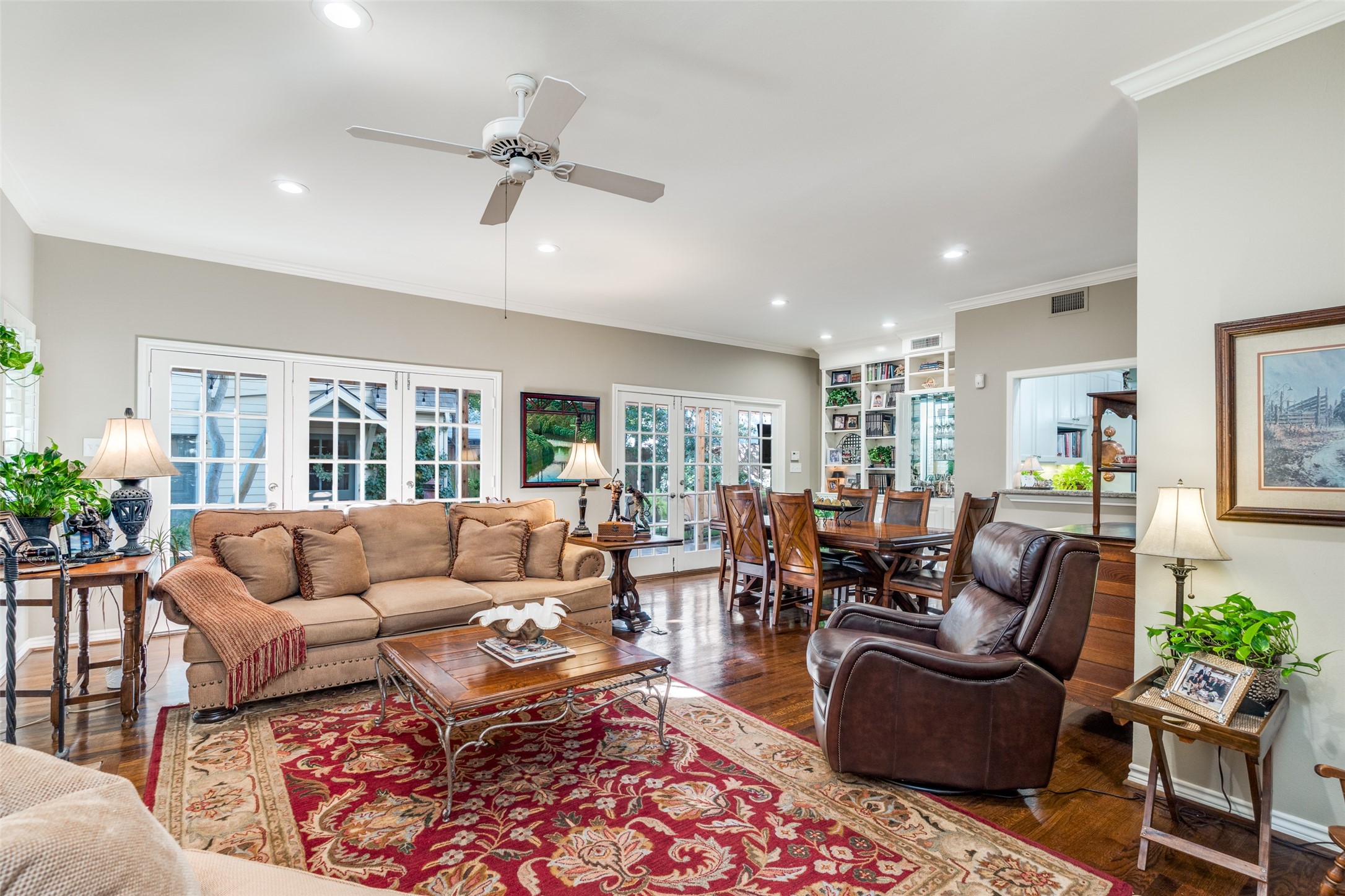 4537 Belclaire Avenue Highland Park TX 75205