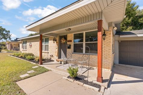 4816 Lowell Lane Fort Worth TX 76133