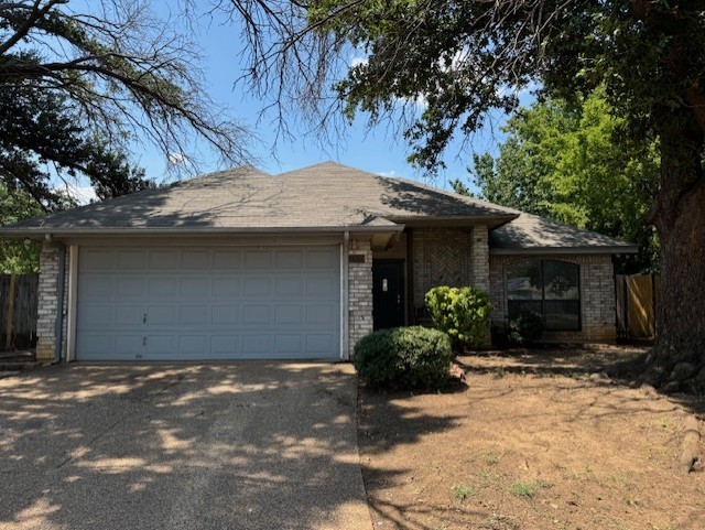 2520 Laurelhill Lane Fort Worth TX 76133