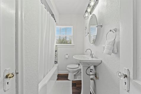 2225 Maple Avenue Waco TX 76707