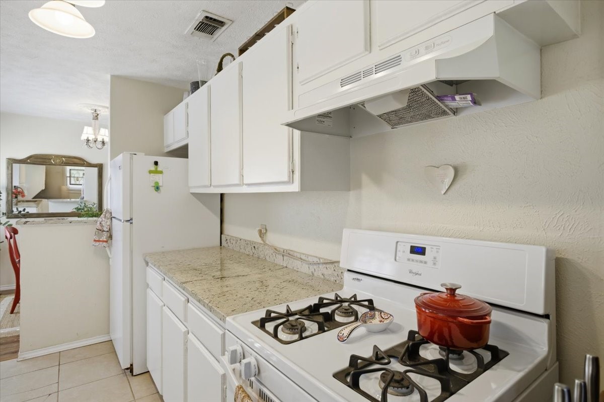 3105 W Devitt Street Fort Worth TX 76109