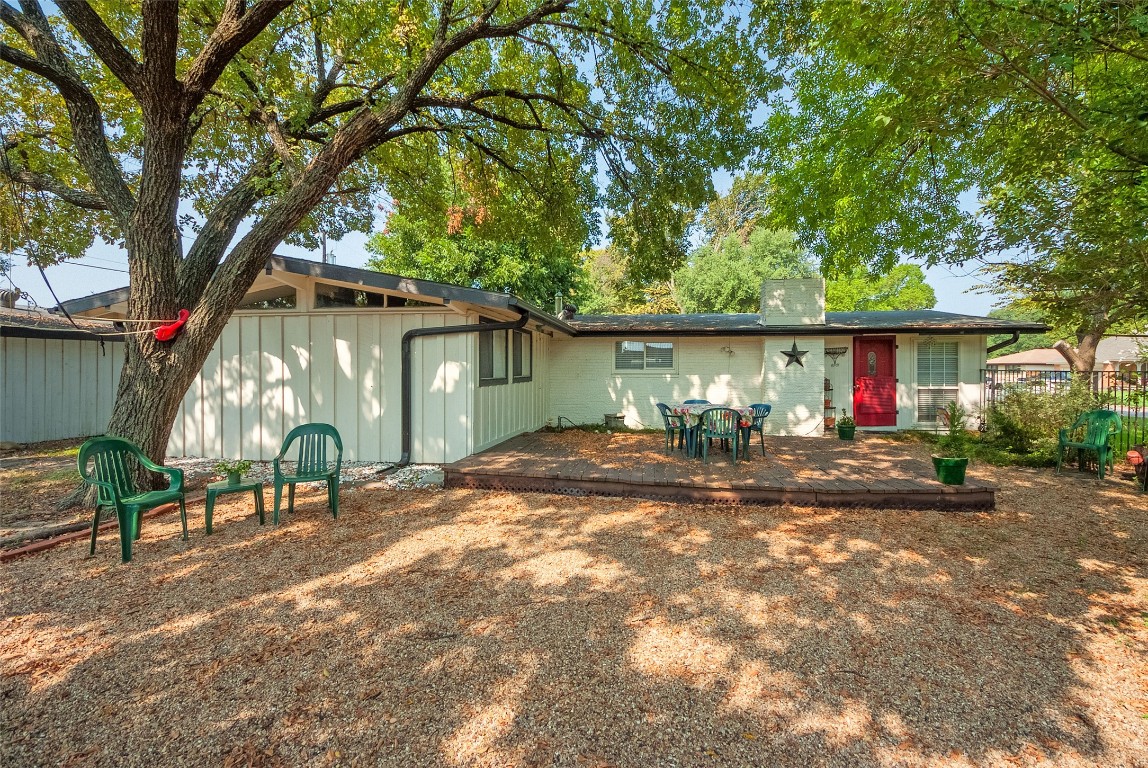 2650 Andrea Lane Dallas TX 75228