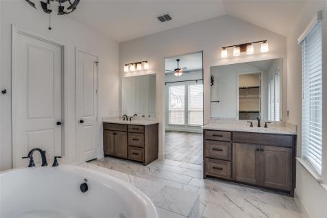 1103 Barnmeadow Lane Forney TX 75126