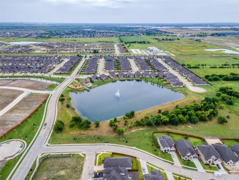 1103 Barnmeadow Lane Forney TX 75126