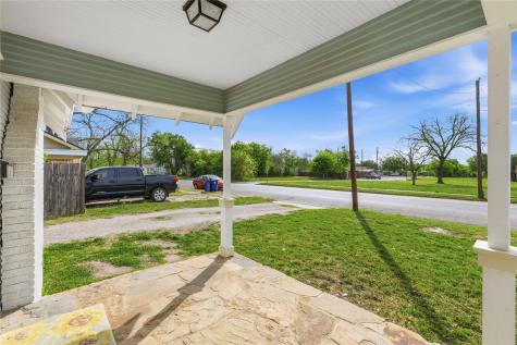 1611 Avenue K Brownwood TX 76801