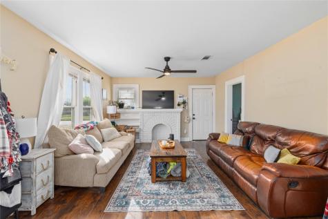 1611 Avenue K Brownwood TX 76801