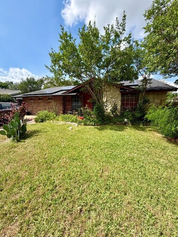 3301 Mccollum Street Irving TX 75061