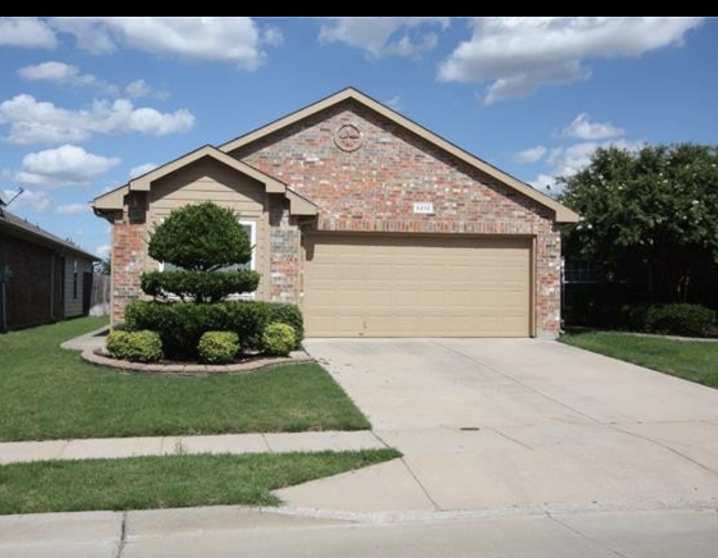 6212 Geneva Lane Fort Worth TX 76131