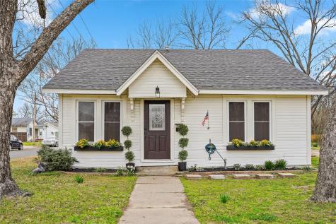 304 Texas Street Sulphur Springs TX 75482