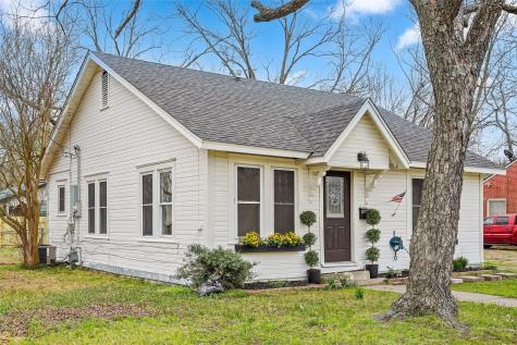304 Texas Street Sulphur Springs TX 75482