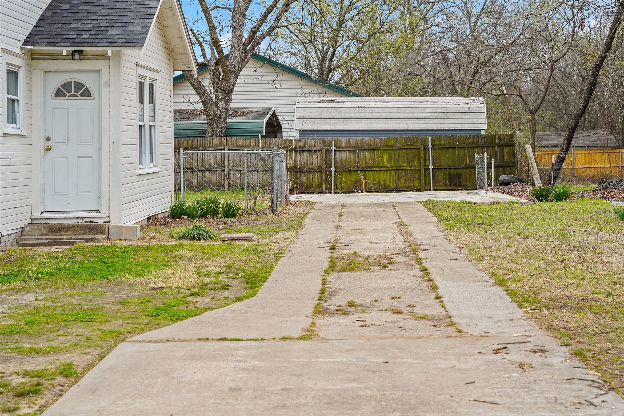 304 Texas Street Sulphur Springs TX 75482