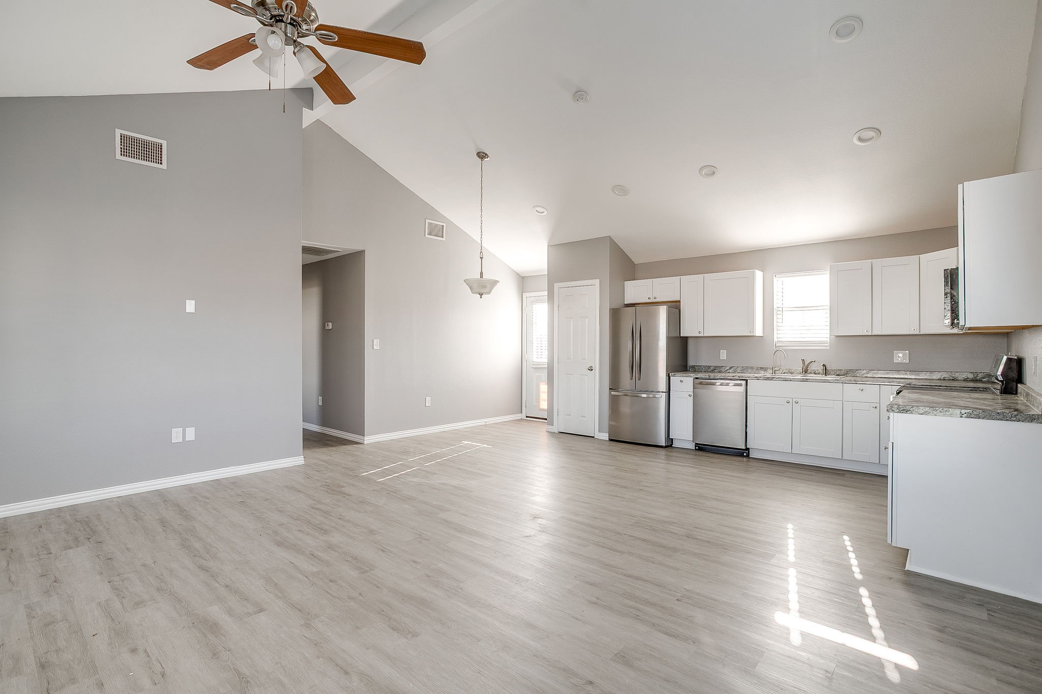 606 S Aquilla Street Itasca TX 76055