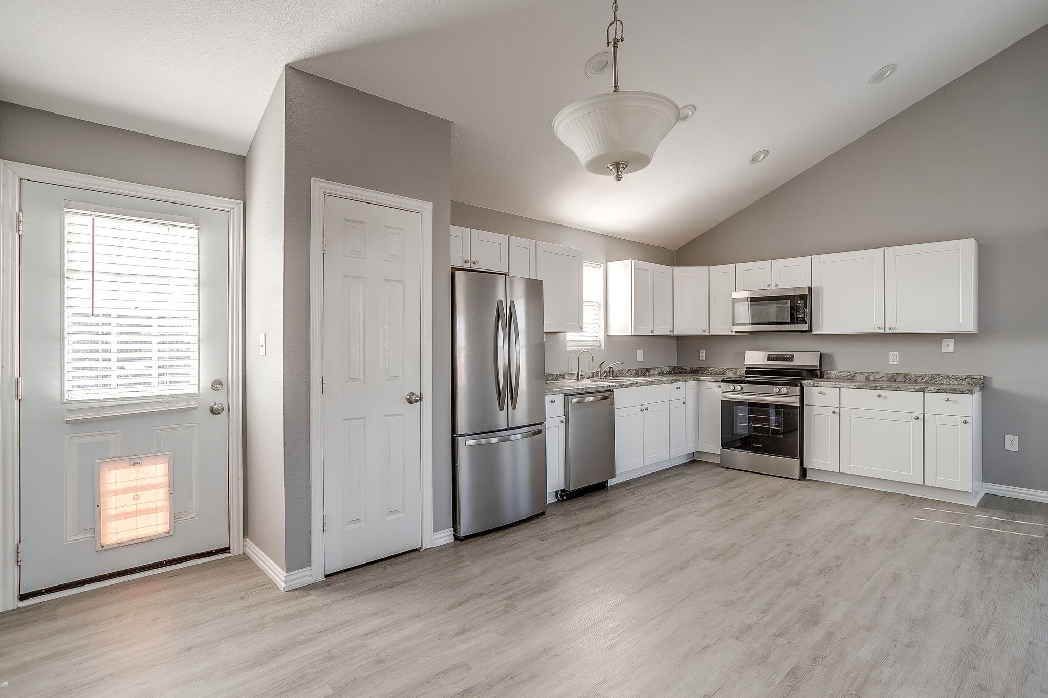 606 S Aquilla Street Itasca TX 76055