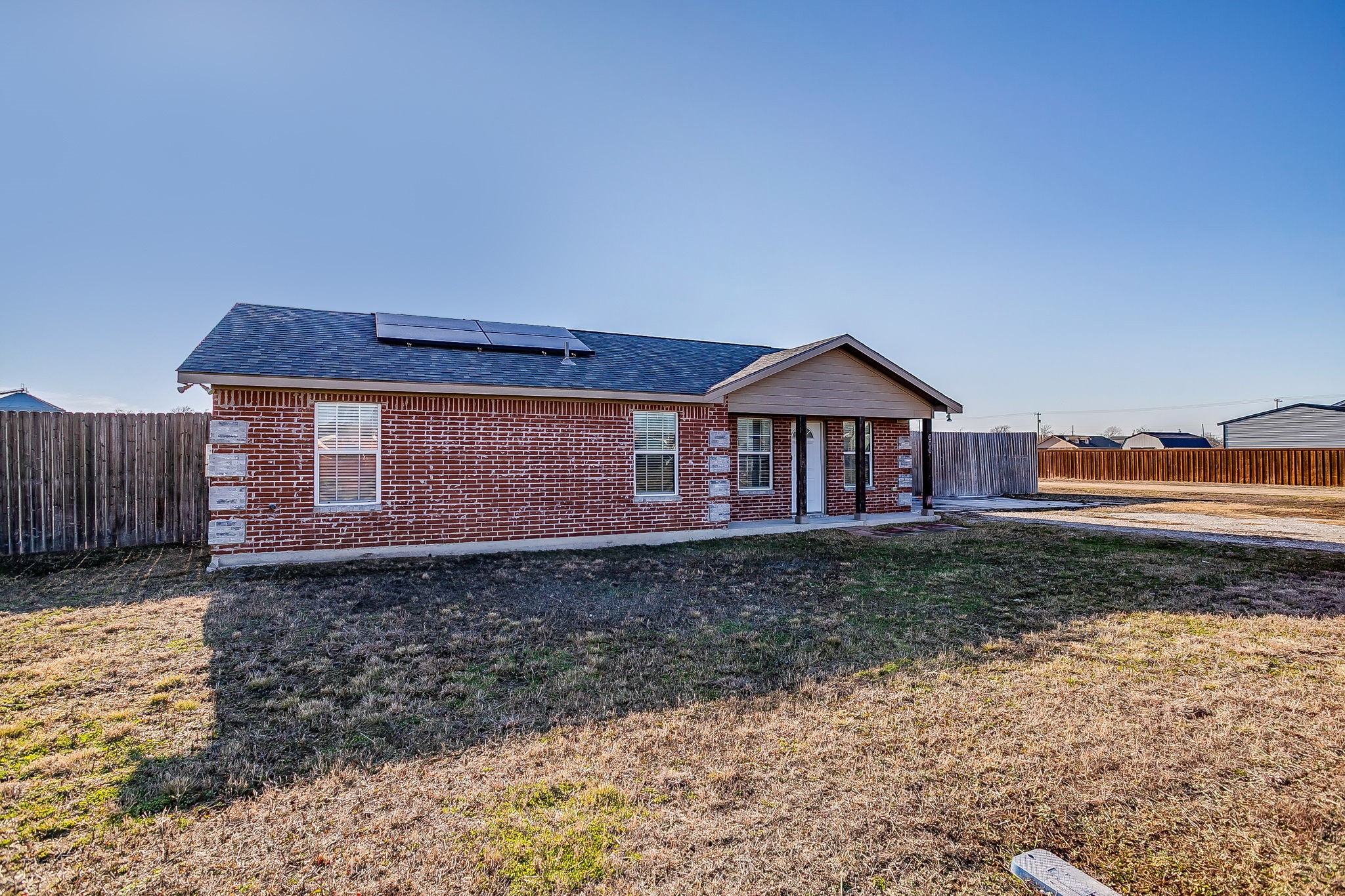 606 S Aquilla Street Itasca TX 76055