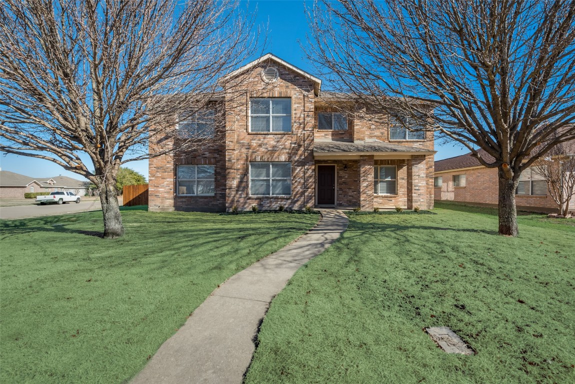 300 Teakwood Lane Cedar Hill TX 75104