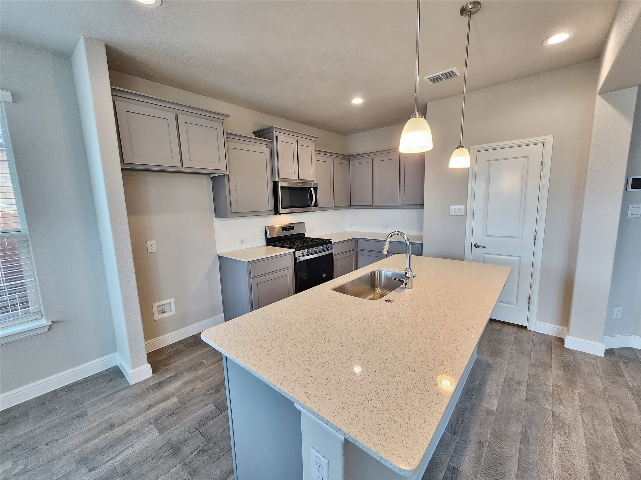 816 Wilmott Terrace Fort Worth TX 76247