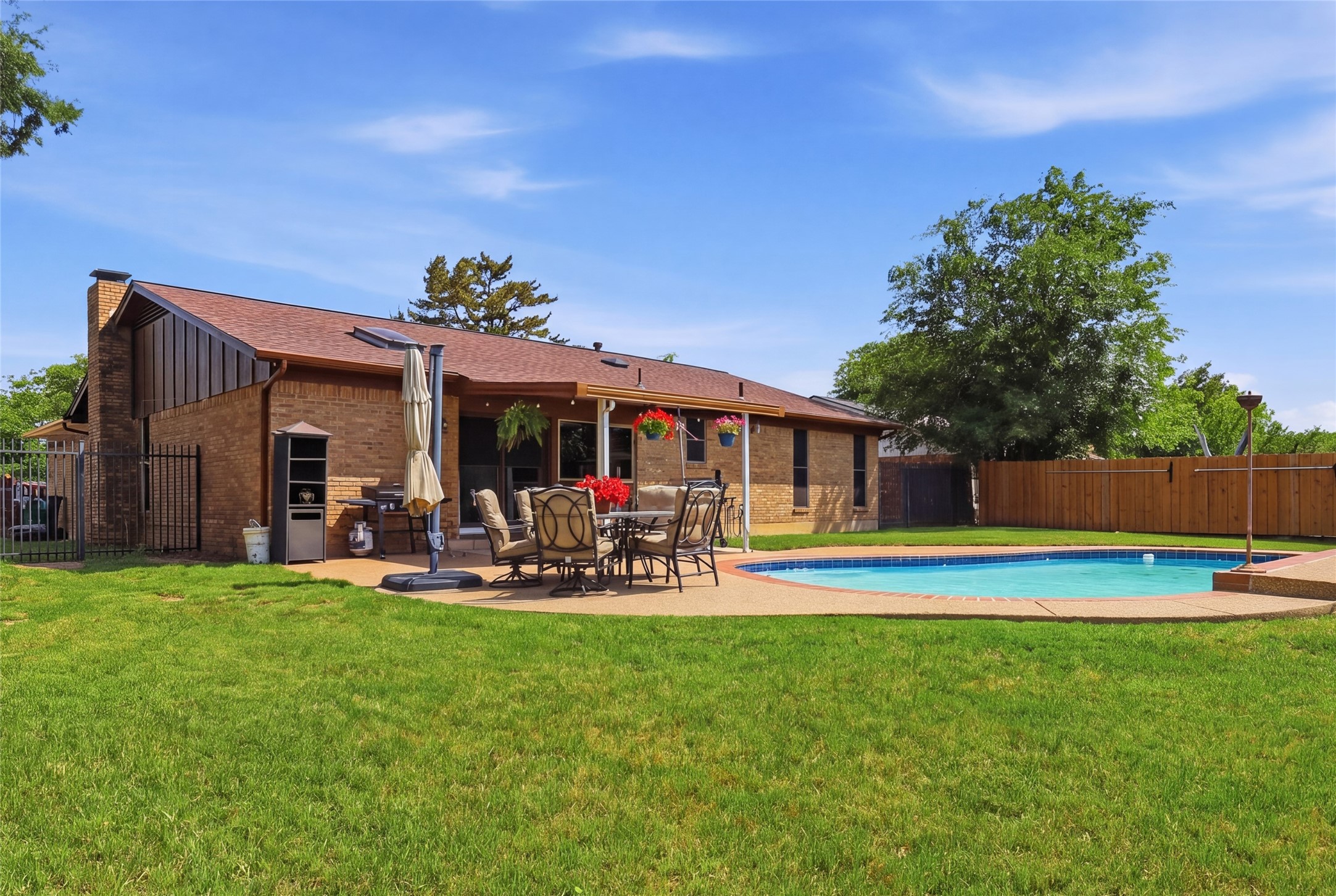 6500 Lawndale Drive Edgecliff Village TX 76134