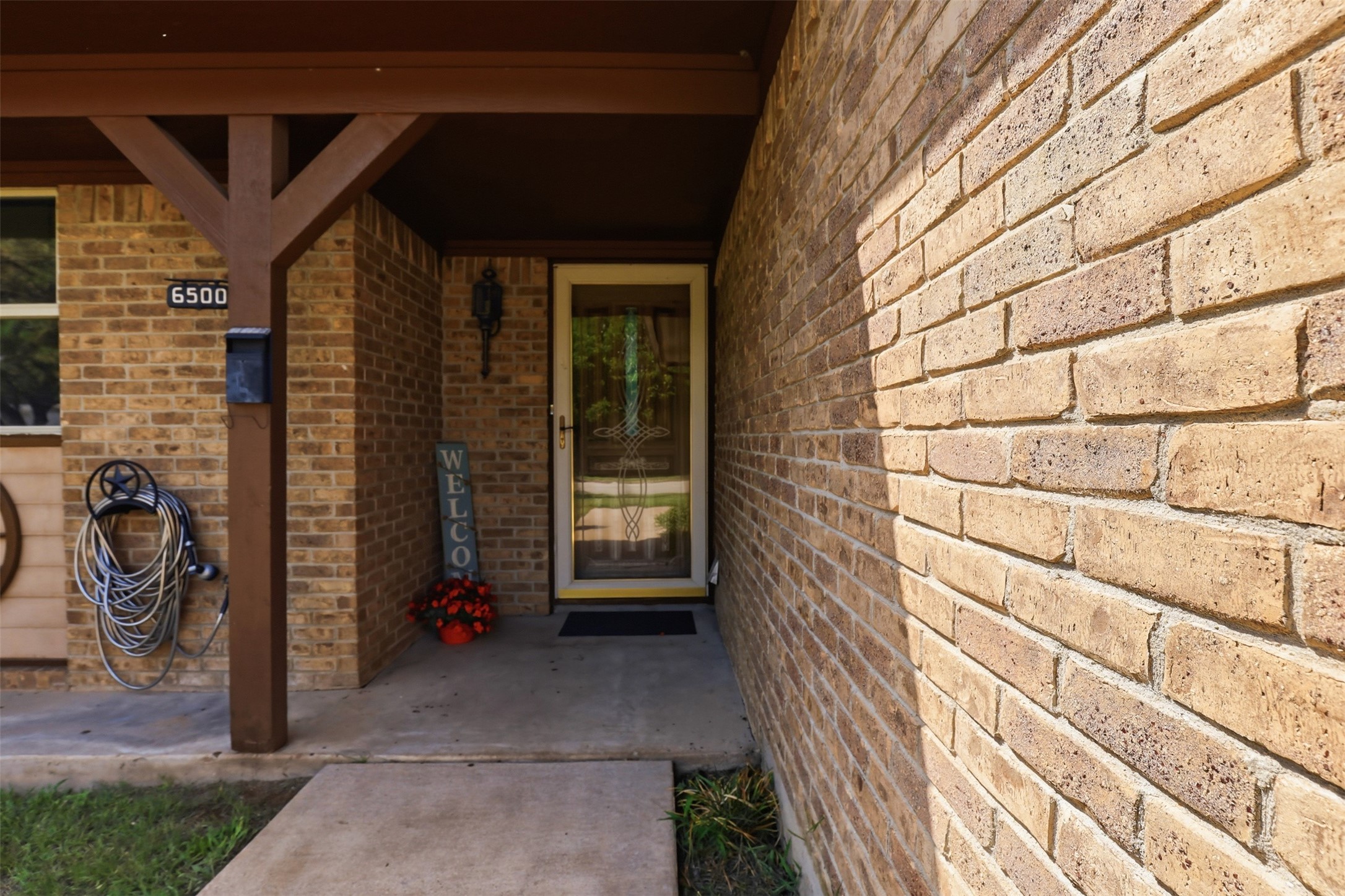 6500 Lawndale Drive Edgecliff Village TX 76134