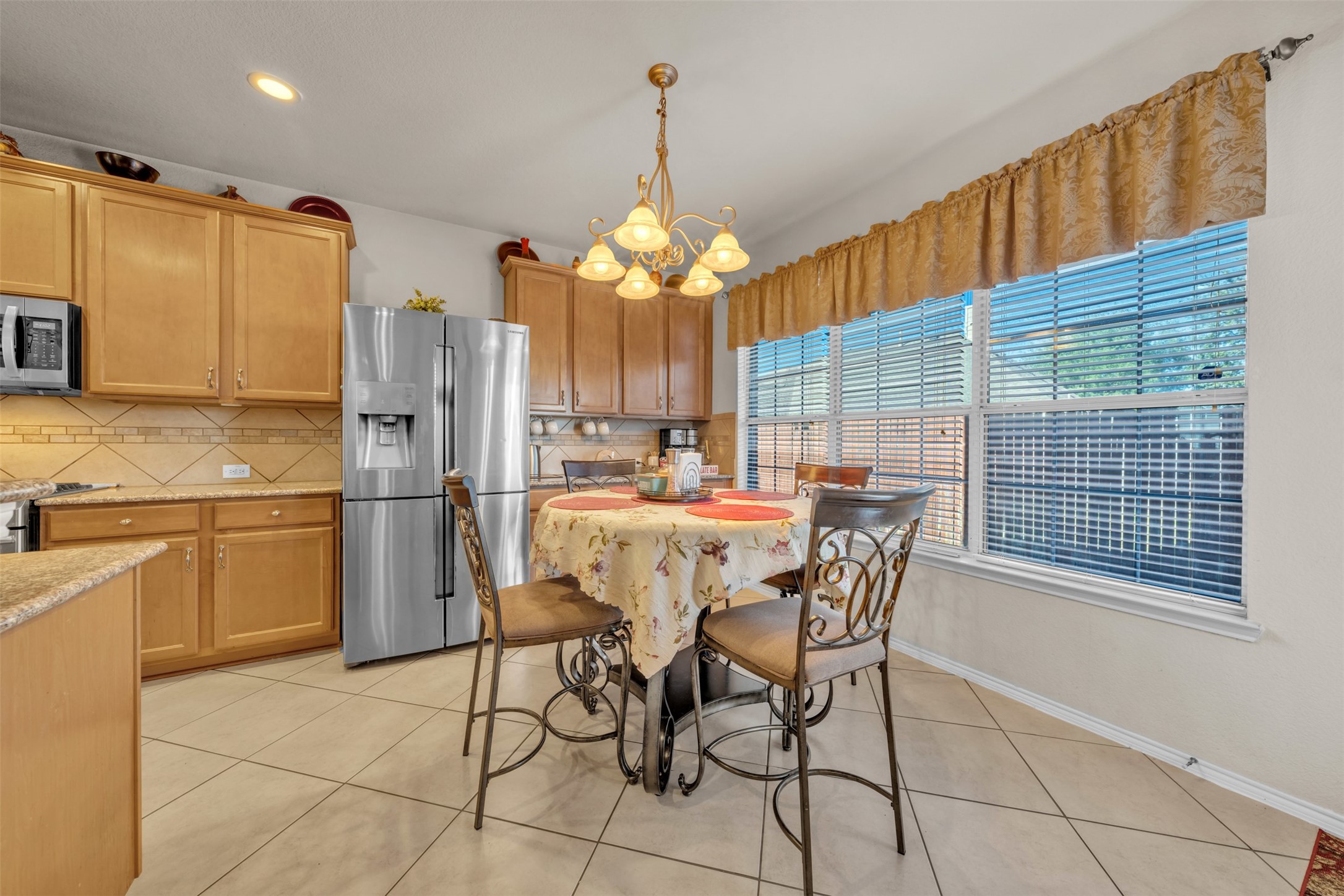 2244 Condor Street Grand Prairie TX 75052