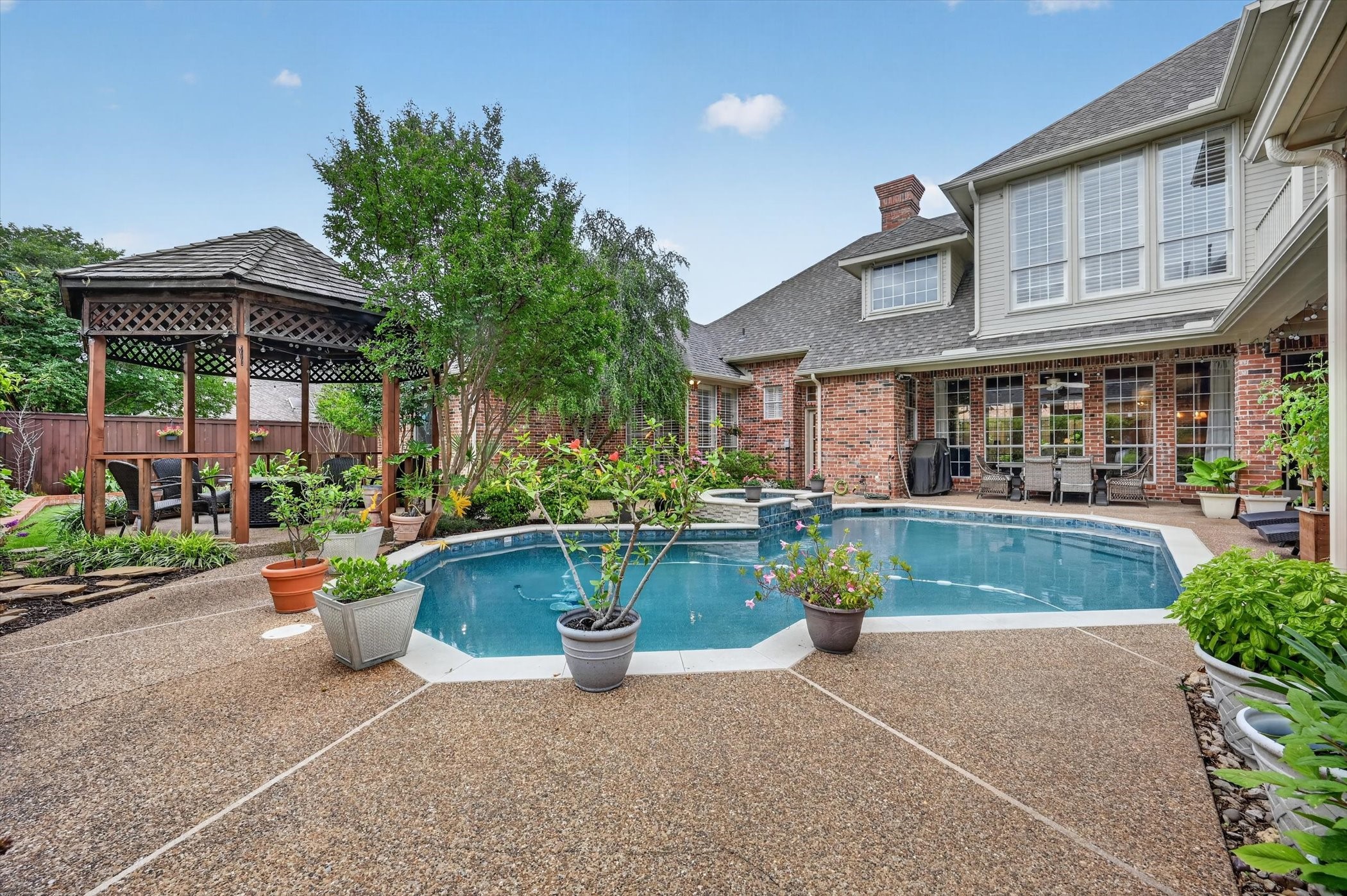 4816 Sandestin Drive Dallas TX 75287
