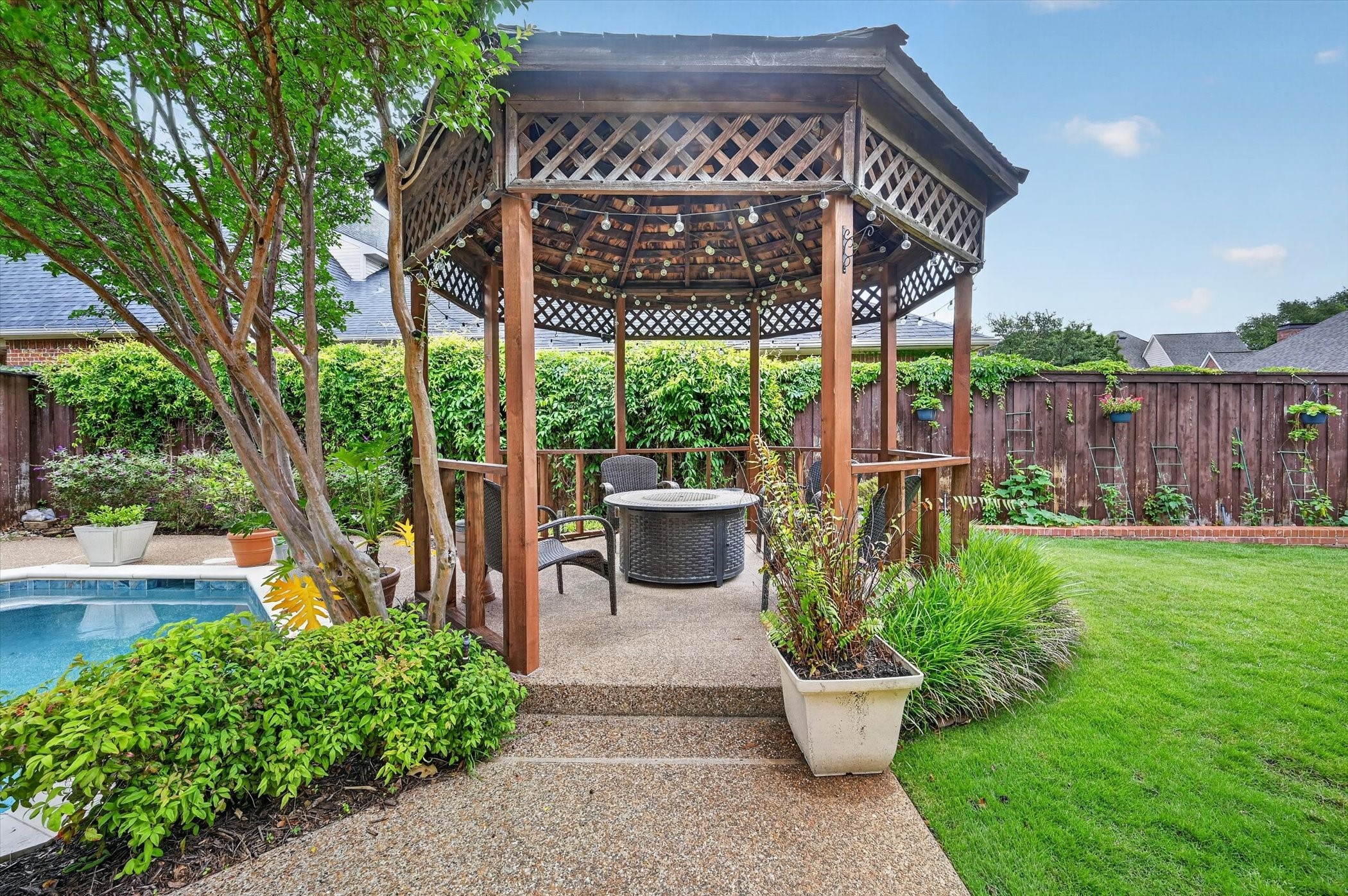 4816 Sandestin Drive Dallas TX 75287