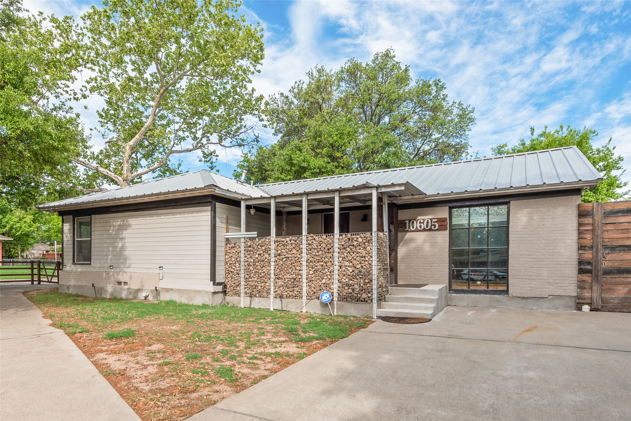 10605 Ferguson Road Dallas TX 75228