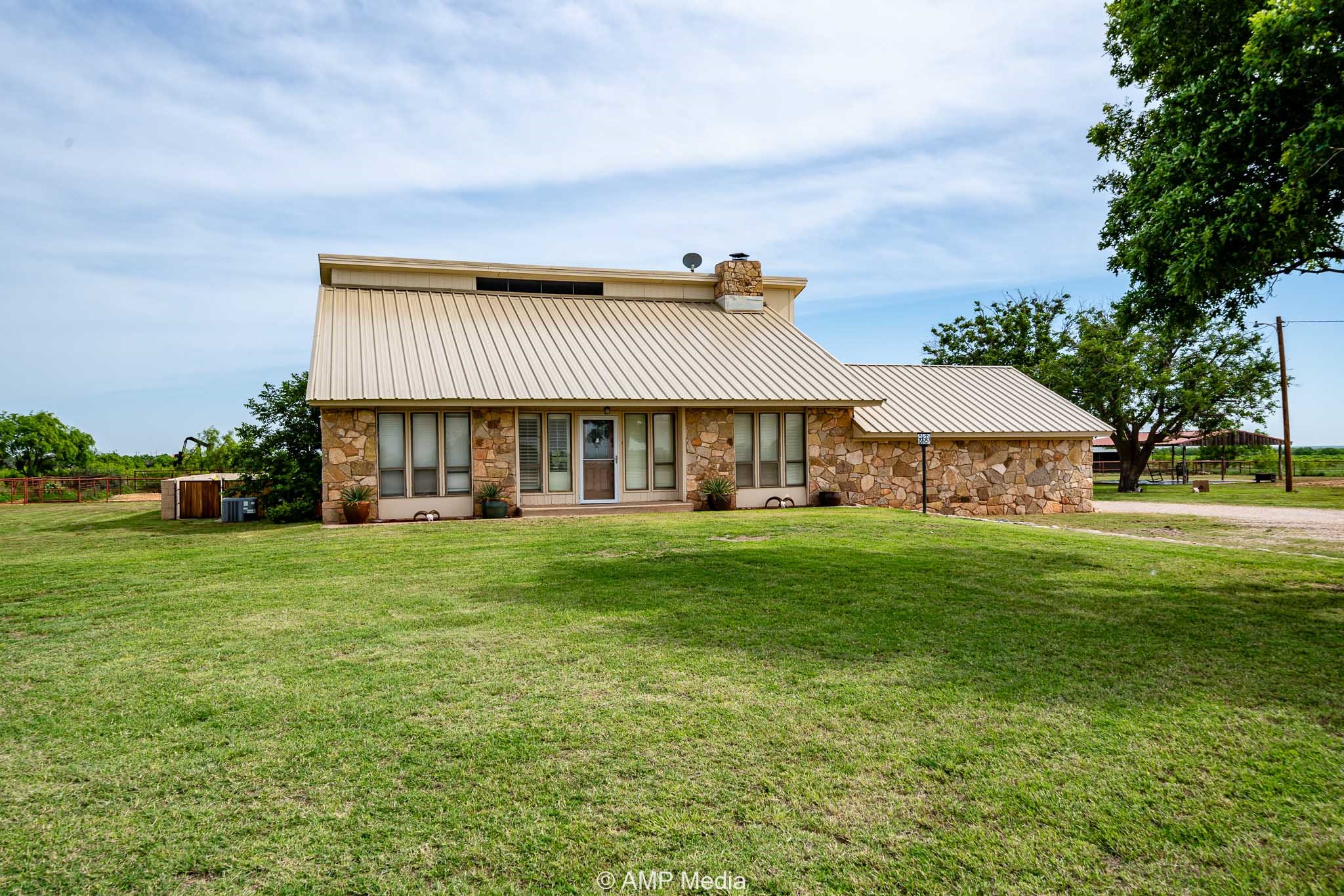 17900 County Road 444 Trent TX 79561