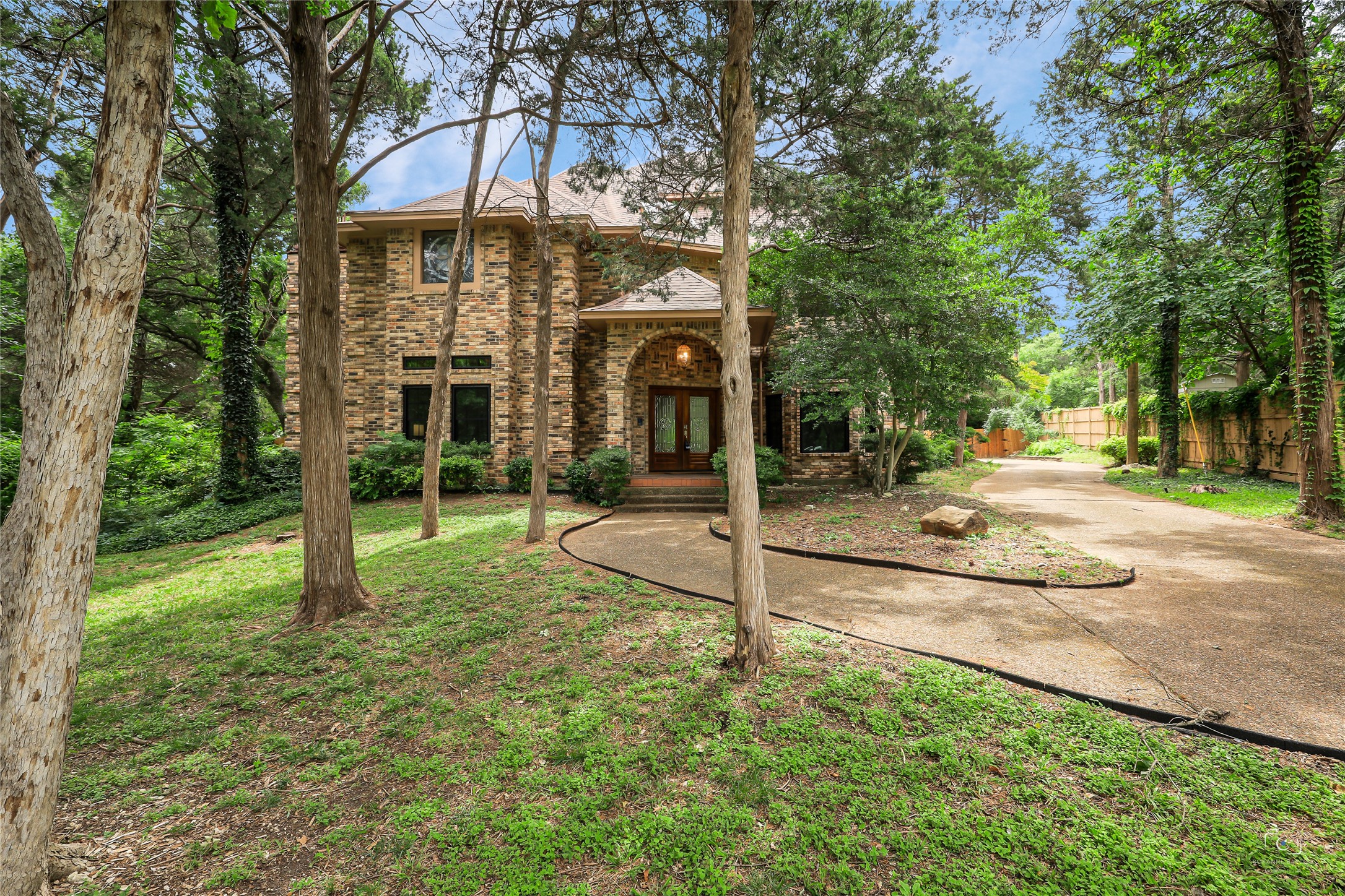 1322 Cartwright Drive Cedar Hill TX 75104