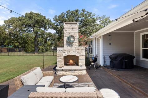 1604 Caddo Peak Trail Joshua TX 76058
